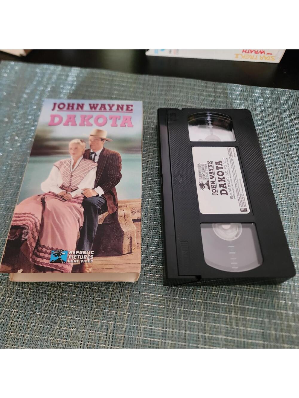 John Wayne Dakota VHS Western Drama Movie Vintage Video Tape